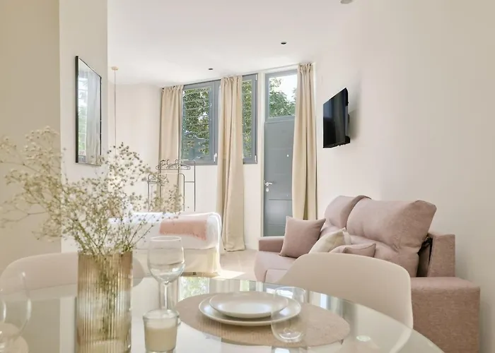 Romantic Apartment N3 Oceanografico Virkin Suites