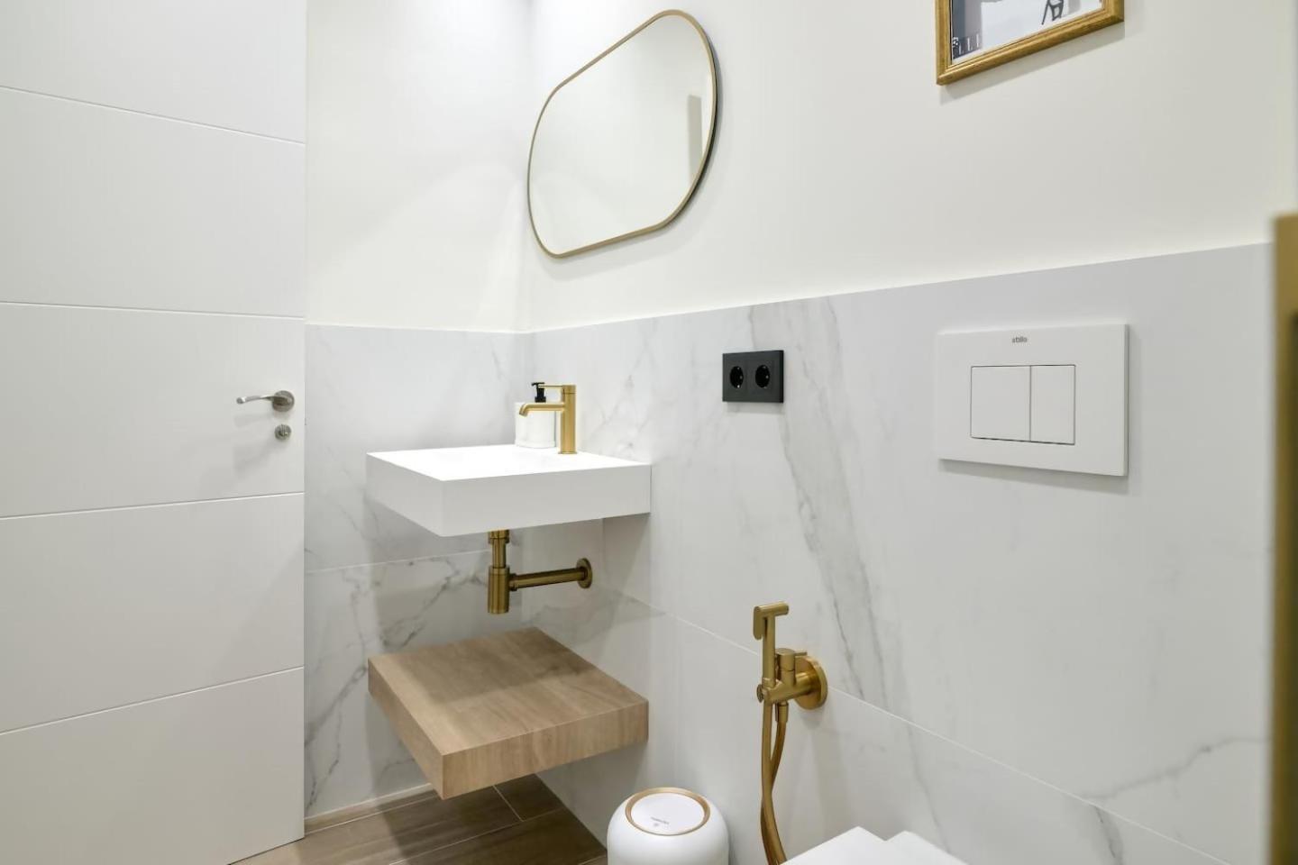 Apartment Romantic N3 Oceanografico Virkin *